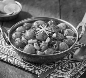 Lasaniya Tamatar Pyaza