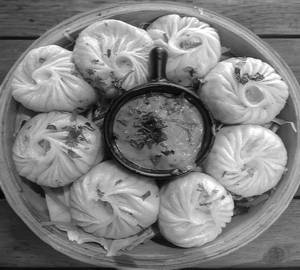 Fried veg momos