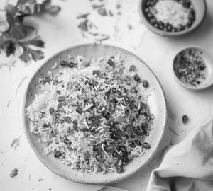Indori Poha With Ratlami Sev
