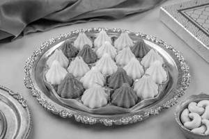 Assorted Modak Box [21 Pieces]
