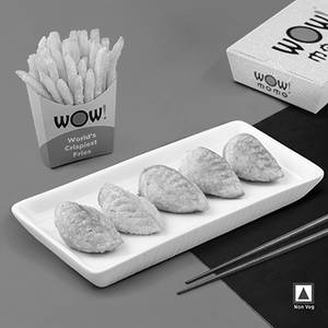 Chicken Darjeeling Fried Momo + OG Crispy Fries Regular