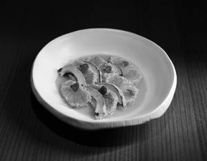 SESAME CRUSTED SALMON TATAKI