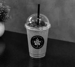 Creamy oreo milkshake