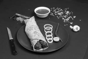Jumbo Veg Manchurian Roll