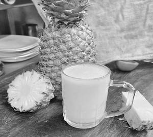Pineapple Fresh Juice (350 Ml)