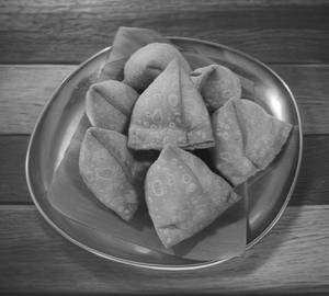 Samosa (1 Nos)