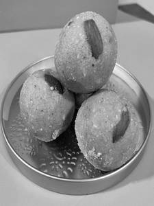 Upwas Rajgira Atta Dry Fruit Laddu
