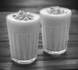 Mango lassi