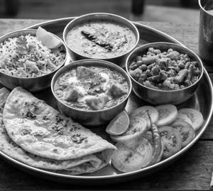 Veg Special Thali