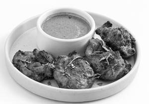 Signature Chicken Tikka ( 8 Pcs )