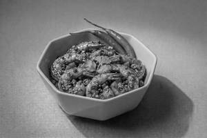 Schezwan Pepper Prawn [8 Pcs]