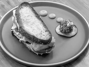 Halloumi Cheese Lettuce Tomato Sandwich (hlt)