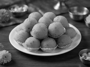 Boondi Ladoo