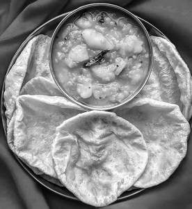 Rajma puri meal [4 pieces]