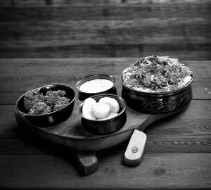 Boneless Loaded Biryani &Juicy Chicken Kebab [4 pcs]