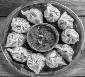 Paneer Momos (8Pcs)