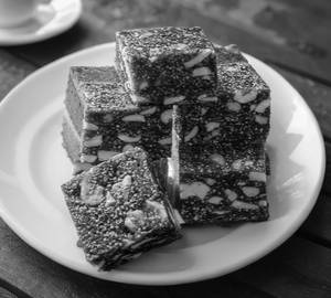 Anjeer barfi