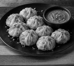 Fried paneer Momos