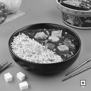 Veg Fried Rice with Schezwan Paneer