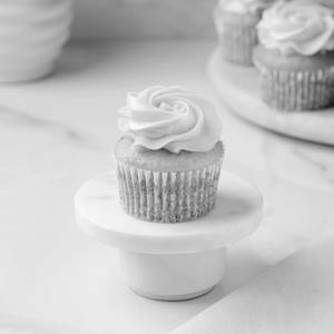 Vanilla Cupcake (4 Pc)
