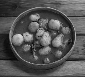 Aloo Dom [ 3 Pcs]