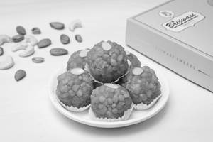 Desi Ghee Boondi Laddu