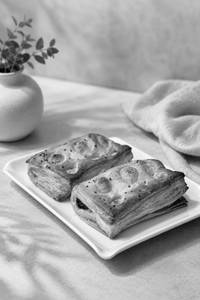 Benne Mushroom Puff