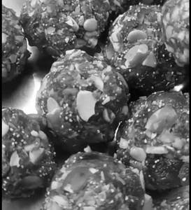 Lachha dry fruit laddu