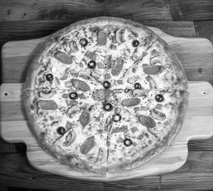 Veggie Delight Pizza 9 Inches