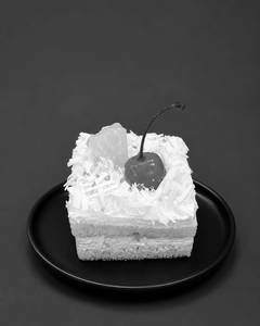 Pineapple Gateaux