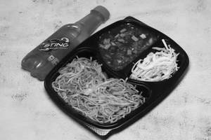 Manchurian Gravy + Hakka Noodles + Cold Beverage [250ml] [Non-Jain]