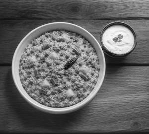 Special Masala Khichdi With Dahi