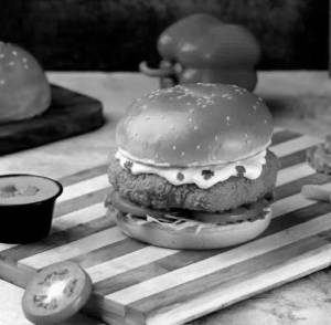 Crazy Momos Burger