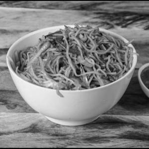 Schezwan Veg Noodles