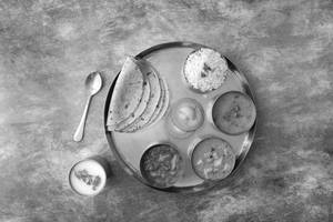 Gujarati Lunch Thali
