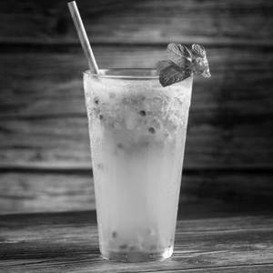 Passion Fruits Mojito