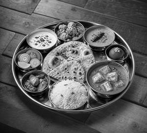 Deluxe Thali