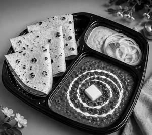 Dal Makahni + 3 Butter Chapati