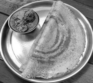 Plain Dosa (01) With Chicken Curry (02) Pieces