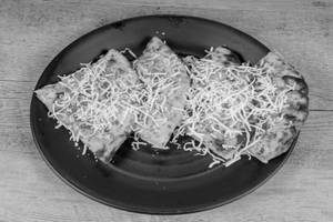 Cheese Paneer Kulcha