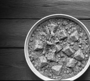 Matar paneer