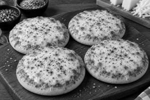 4 Mini Cheese Pizza