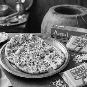 Cheese Garlic Roti(amul Cheese)