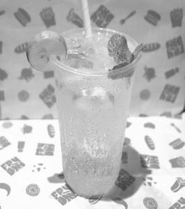 Virgin Mojito
