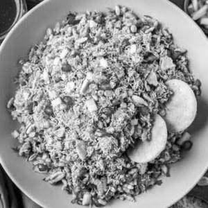 Egg bhel poori