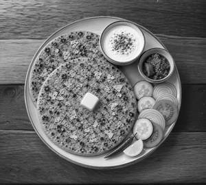 Papad Paratha (2Pcs) With Dahi, Achar & Salad