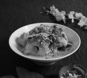 Dahi Bara Aloo Dum [5 Pieces]