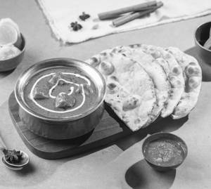 Paneer Makhani Roti Meal Combo.