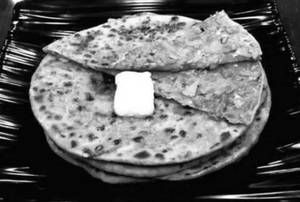 Aloo Pyaz Paratha