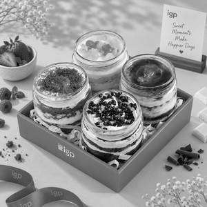 Assorted Jar Cakes (Set of 4)